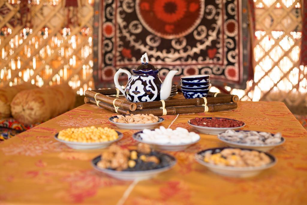 Advantage Hotel Самарканд Екстериор снимка